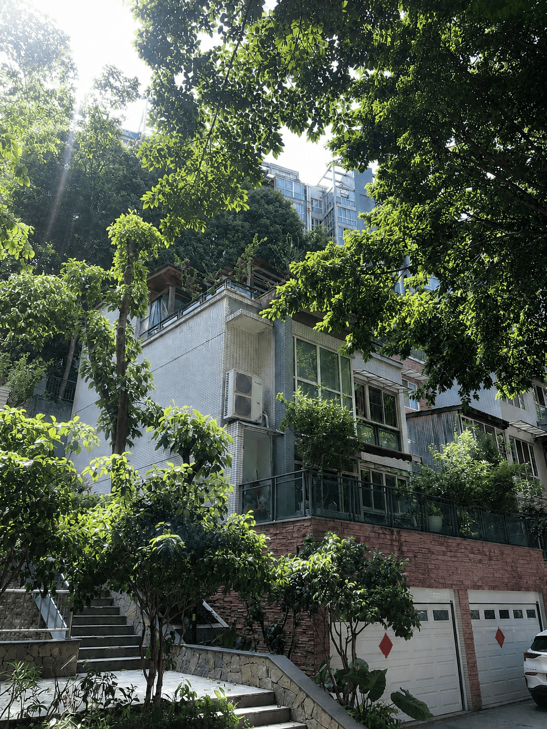 玉林岛居岁月从容升级：小小岛老别墅加装蒂升悦行款电梯